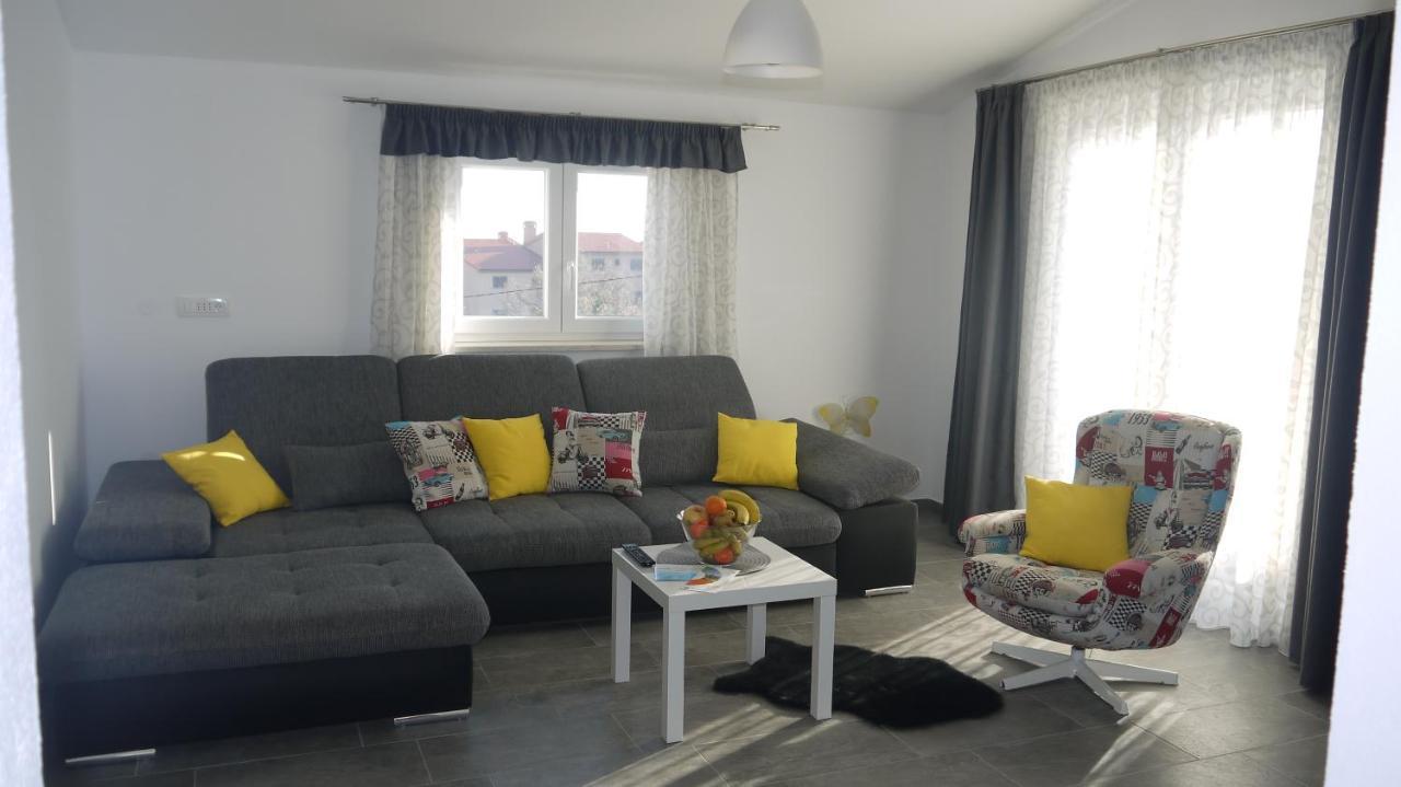 Ferienwohnung Sunrise Penthouse Apartman Ližnjan Exterior foto